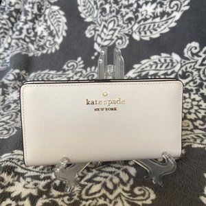 Kate Spade Staci Large Slim Bifold Wallet Parchment